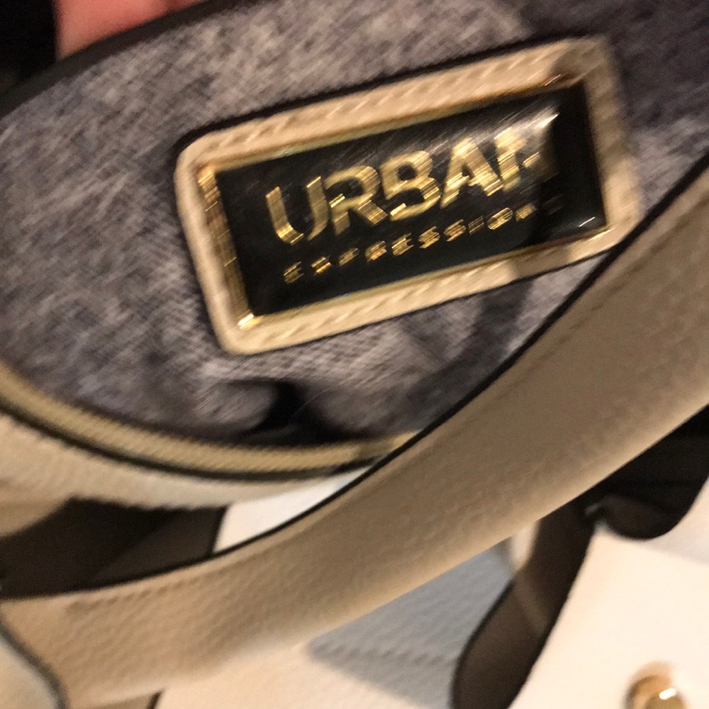 Handbag - Picture 5 of 7